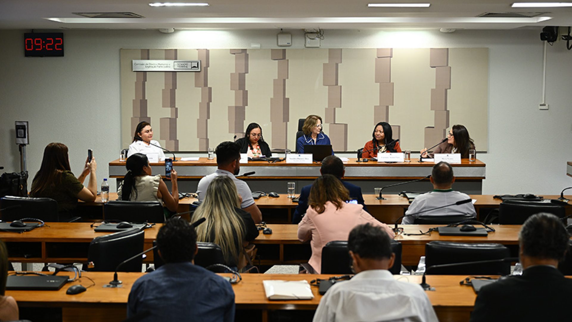 violência e falta de estrutura ameaçam atendimento à saúde indígena — Senado Notícias