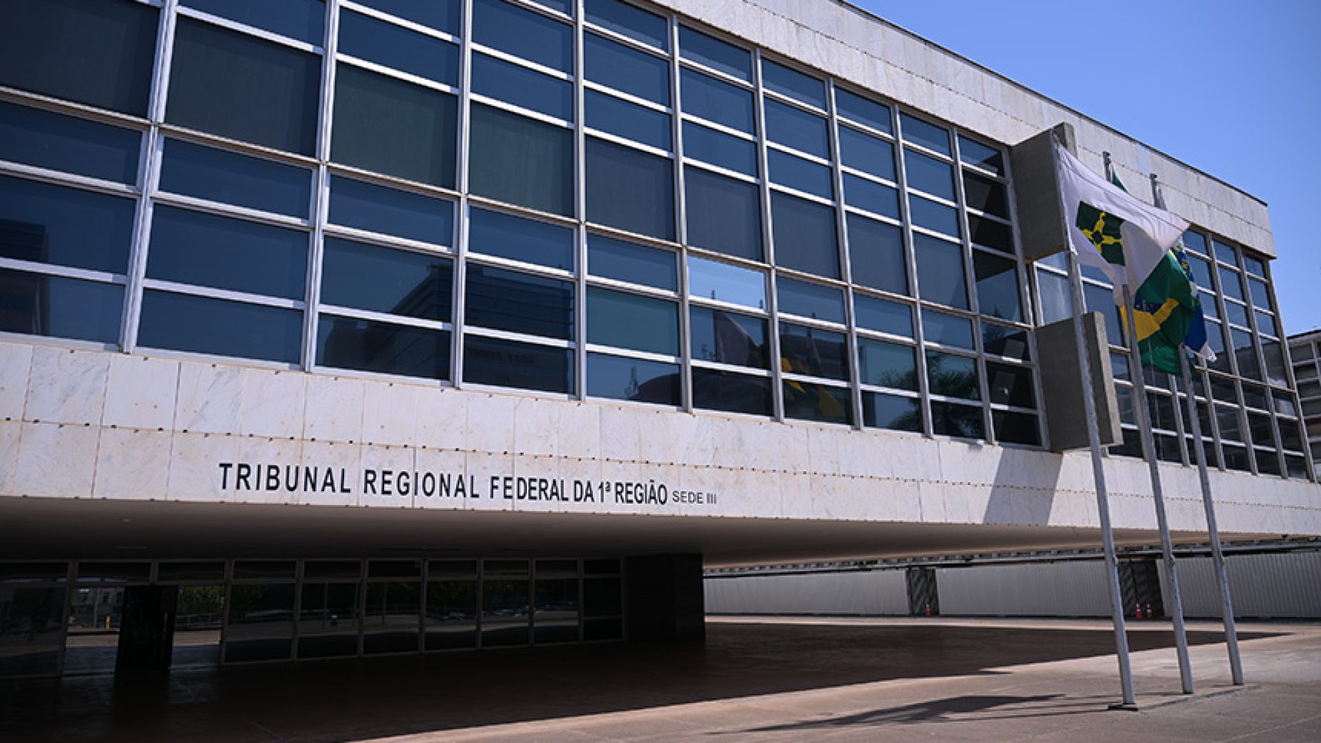 Órgão de segunda instância da Justiça Federal brasileira, com sede em Brasília e jurisdição sobre o Distrito Federal e os estados do Acre, Amapá, Amazonas, Bahia, Goiás, Maranhão, Mato Grosso, Pará, Piauí, Rondônia, Roraima e Tocantins.