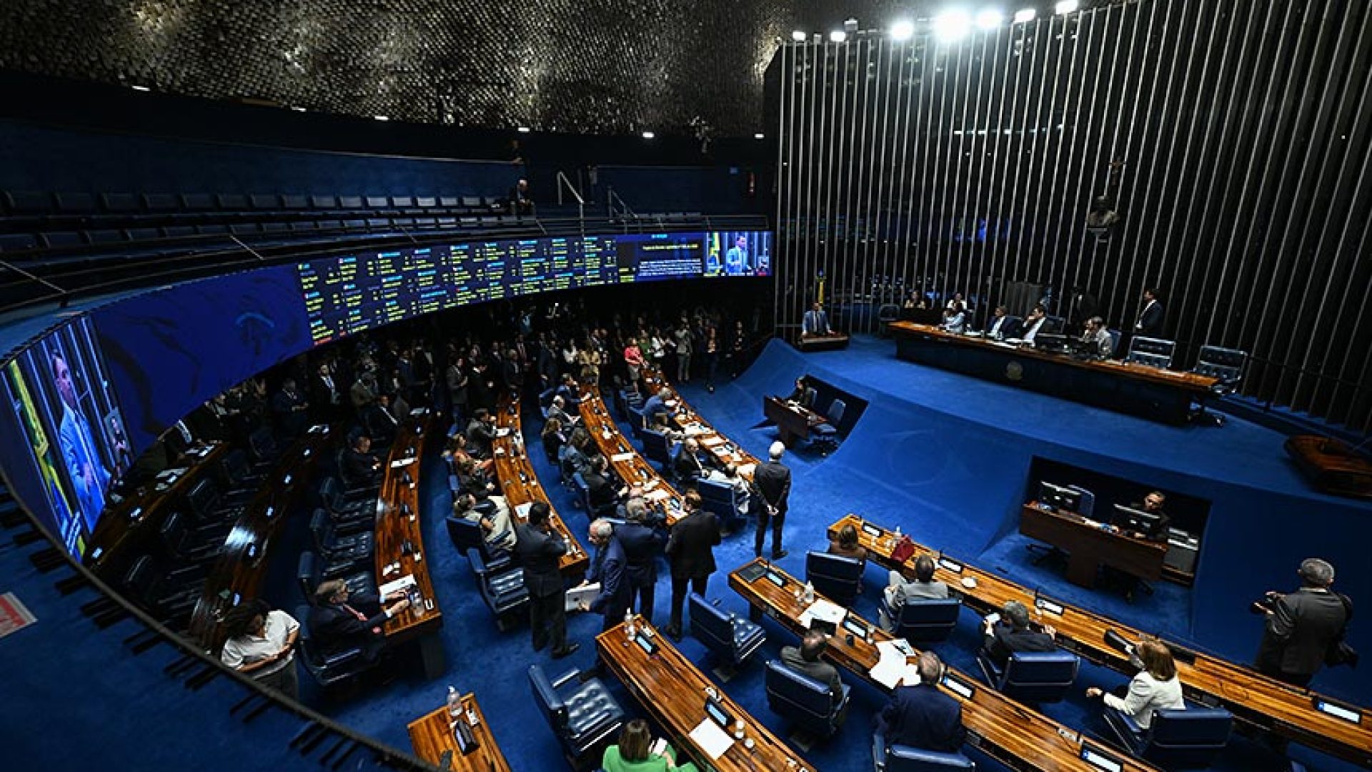 União poderá obter crédito de US$ 1 bi para projetos sustentáveis — Senado Notícias