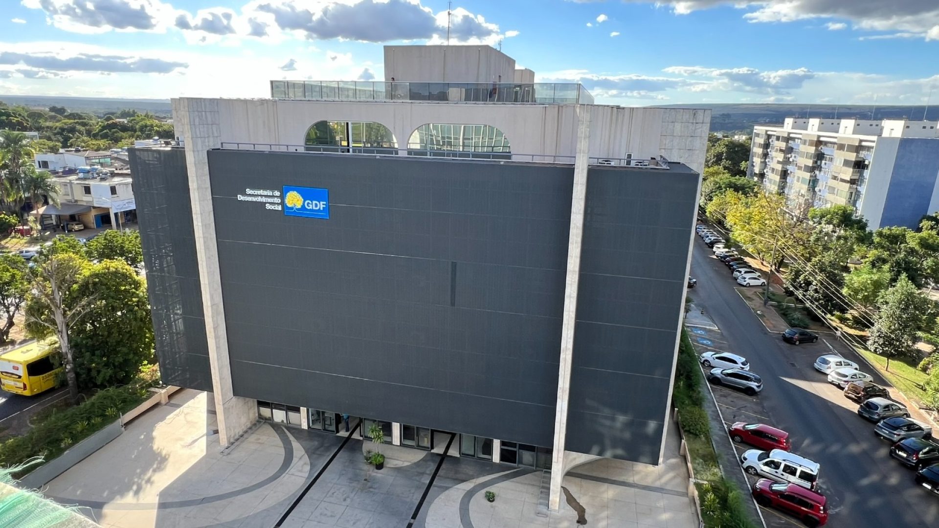 Portaria amplia acesso ao cargo de educador social no DF