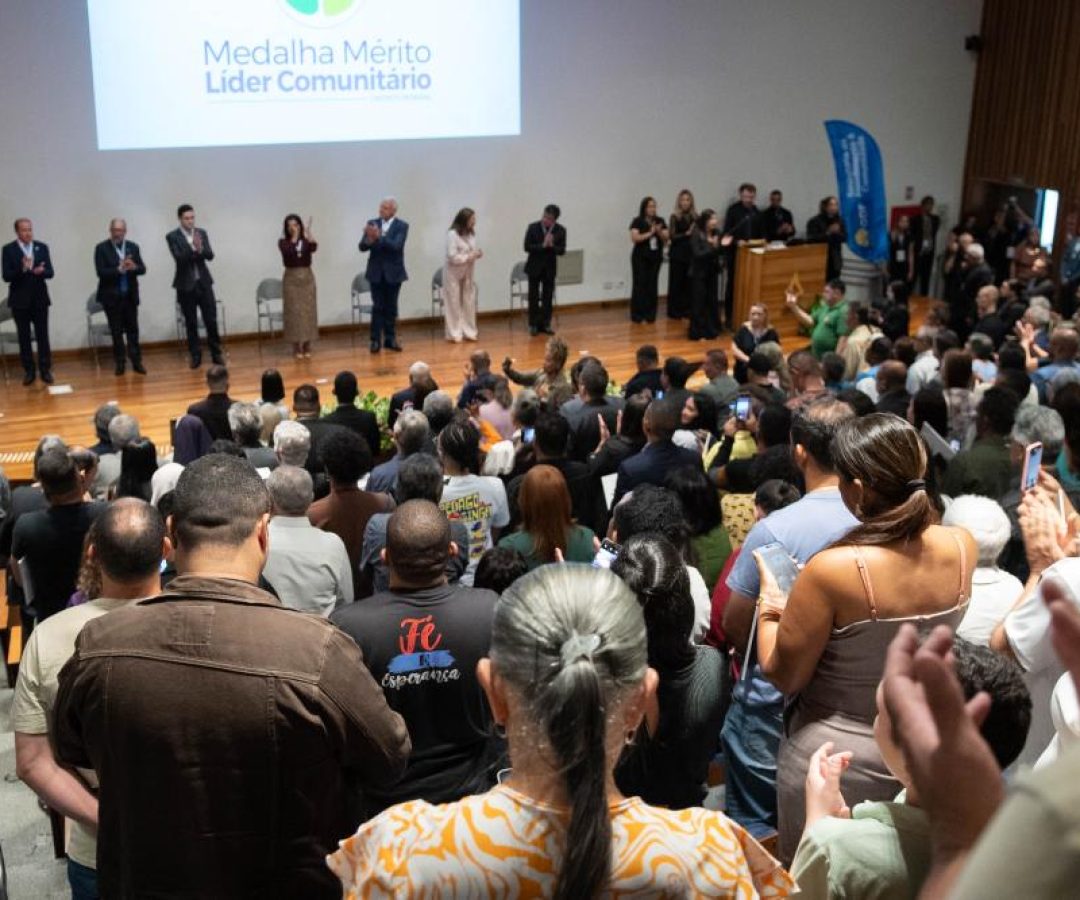 Protagonismo social é celebrado em cerimônia da Medalha Mérito Líder Comunitário