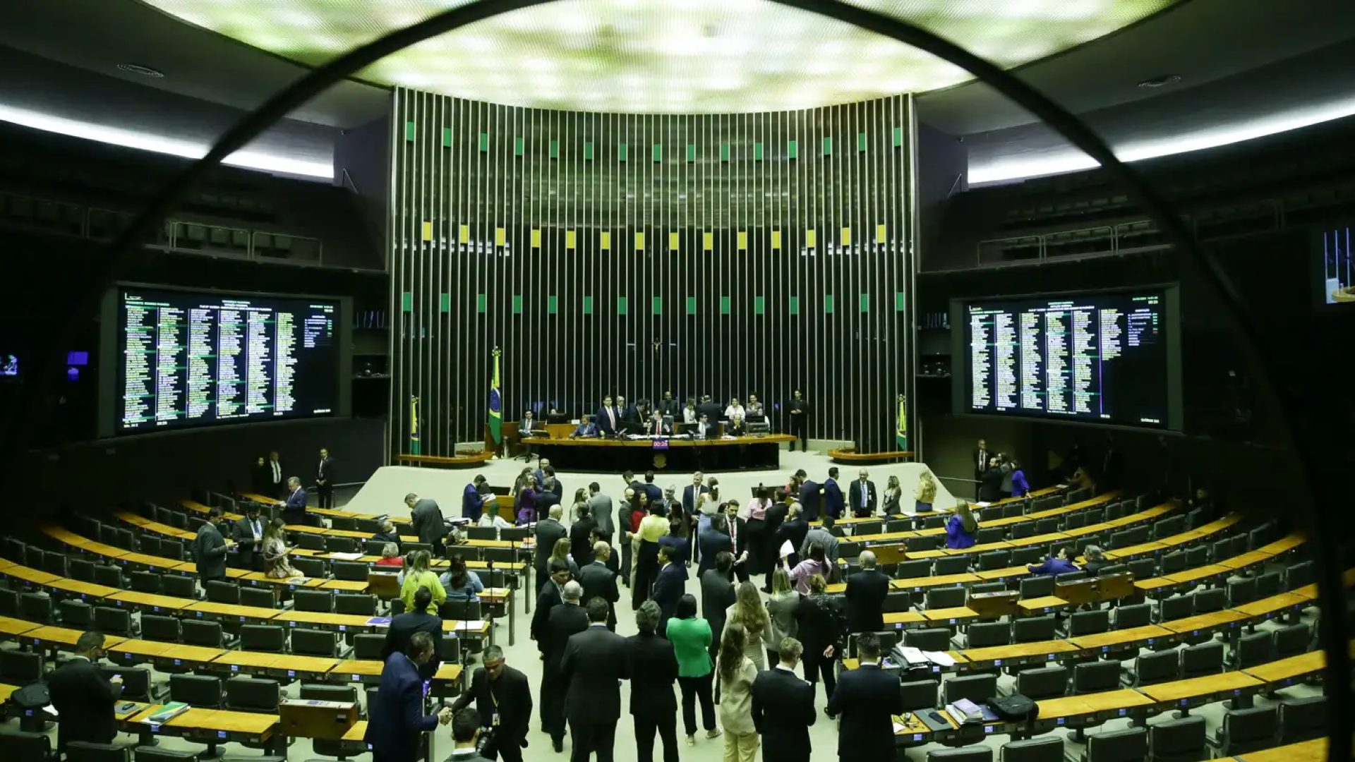 Entenda os próximos passos do projeto para reduzir a maioridade penal
