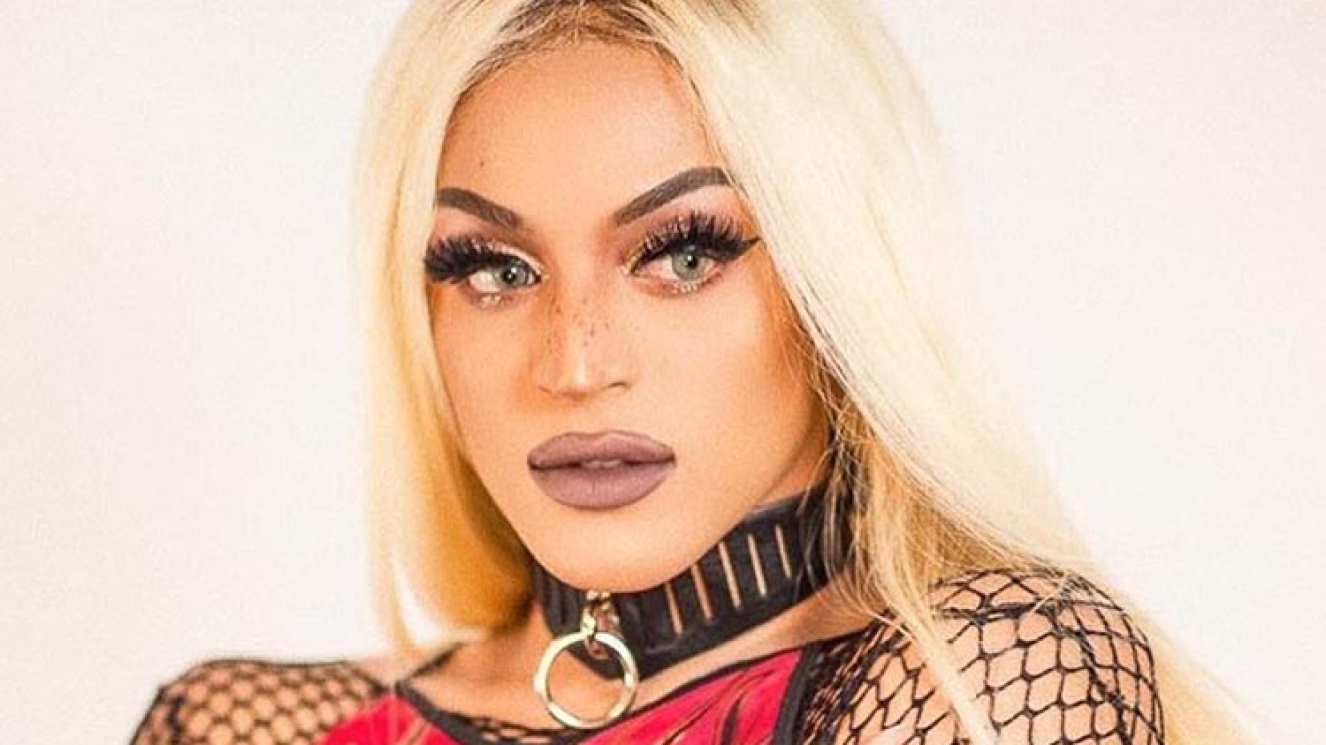 Pabllo Vittar lança “ROCKSTAR” com Villano Antillano