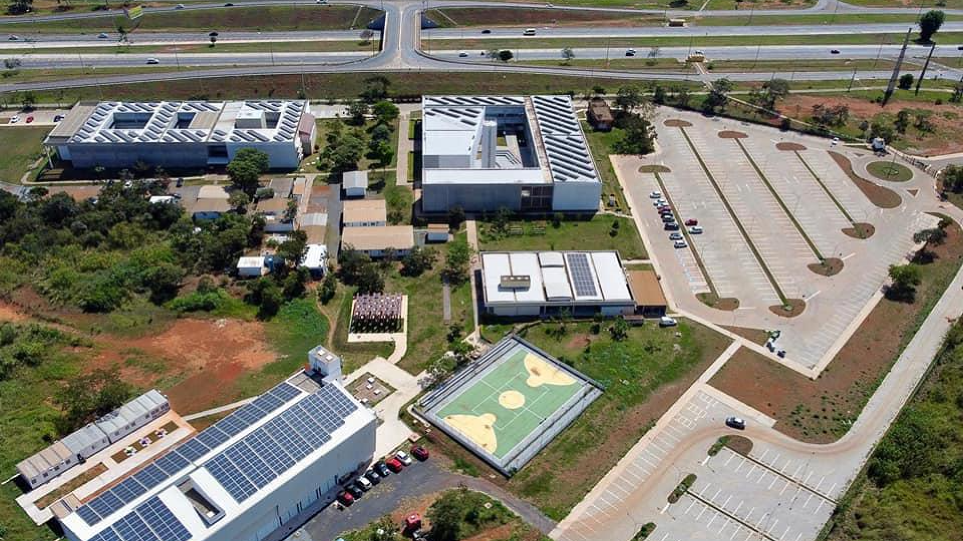 Condomínios, empresas e órgãos públicos do DF podem participar de edital de eficiência energética