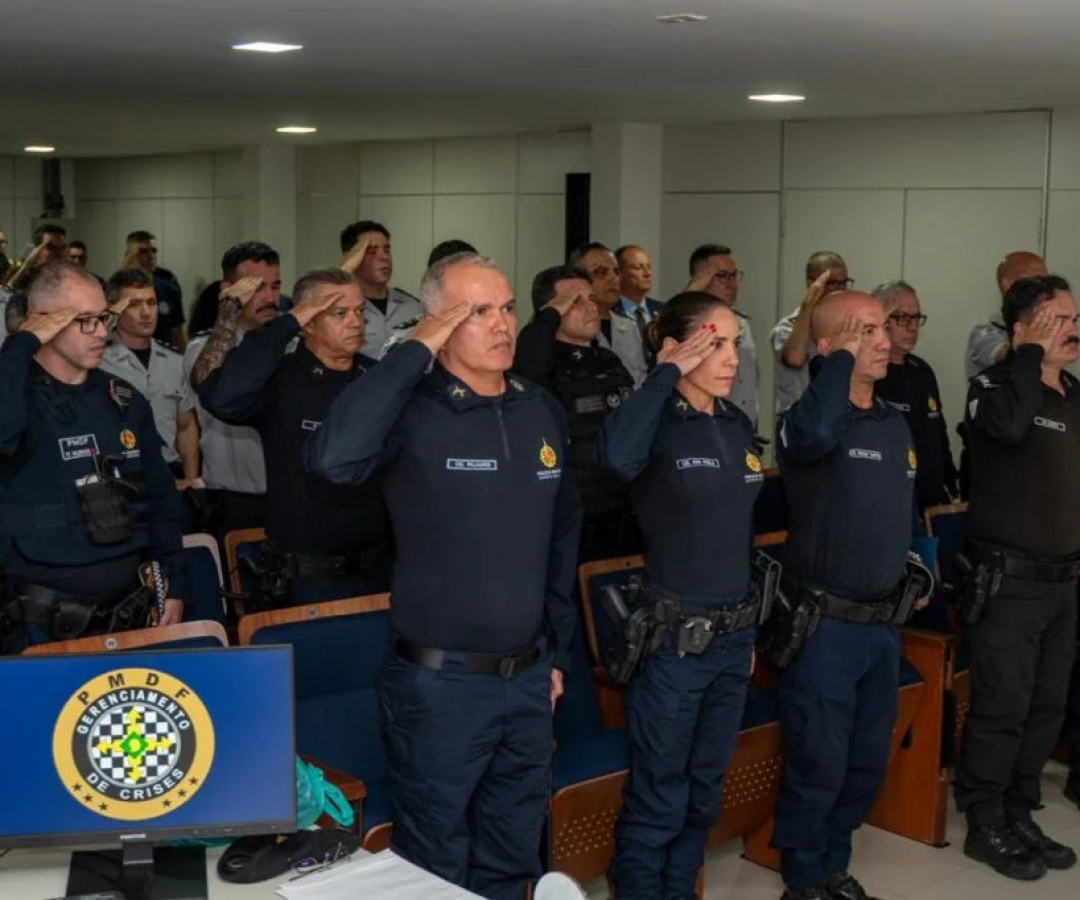 13 oficiais se formam em curso de gerenciamento de crises da PMDF
