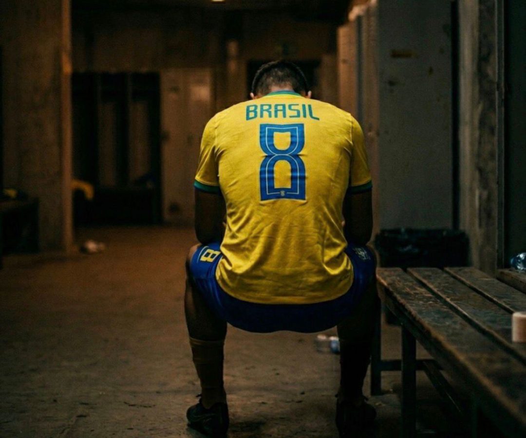 Ancelotti termina testes e descobre que o Brasil deixou de produzir aquele “Camisa 8”