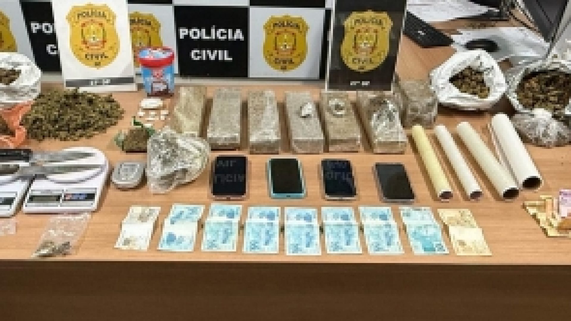 27ª DP desarticula “entreposto” de drogas e prende dupla por tráfico