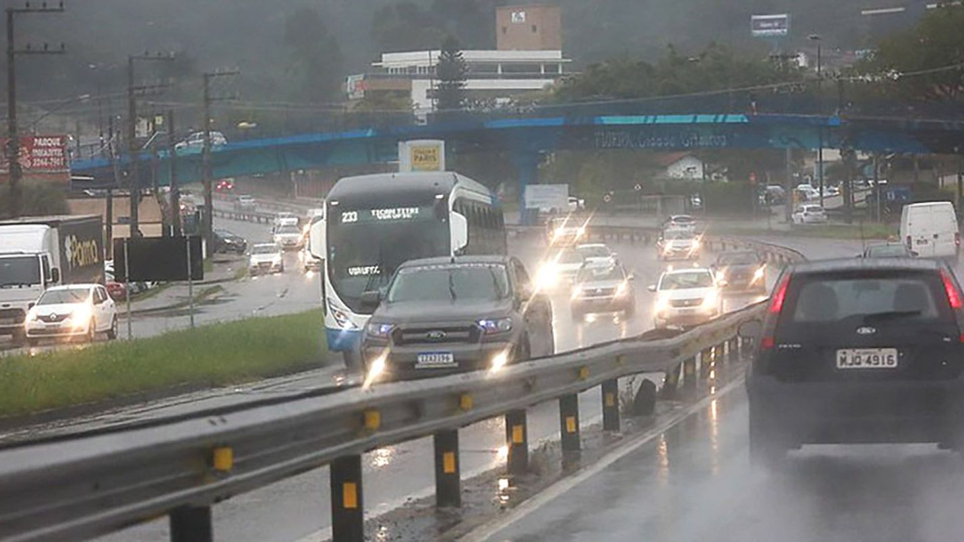 Lote 5 de rodovias do Paraná é leiloado