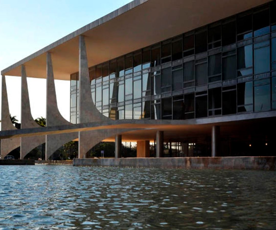 Medida provisória libera R$ 75 milhões para famílias vítimas de chuvas em Minas — Senado Notícias