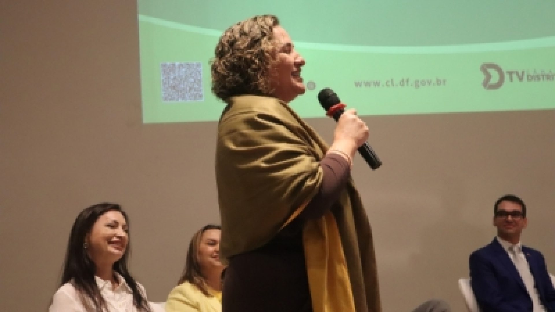 Decrin participa da 3ª Semana de Defesa dos Direitos da Pessoa Idosa na CLDF