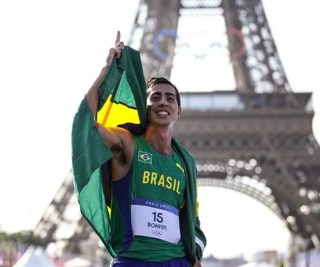 Sobradinho corre na frente e entra para a história