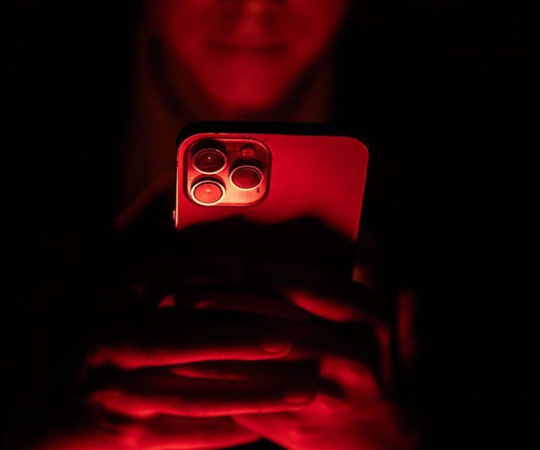 Influenciadores e políticos sugerem que os homens precisam reafirmar sua dominância, segundo uma das autoras do estudo -  (crédito: Getty Images)