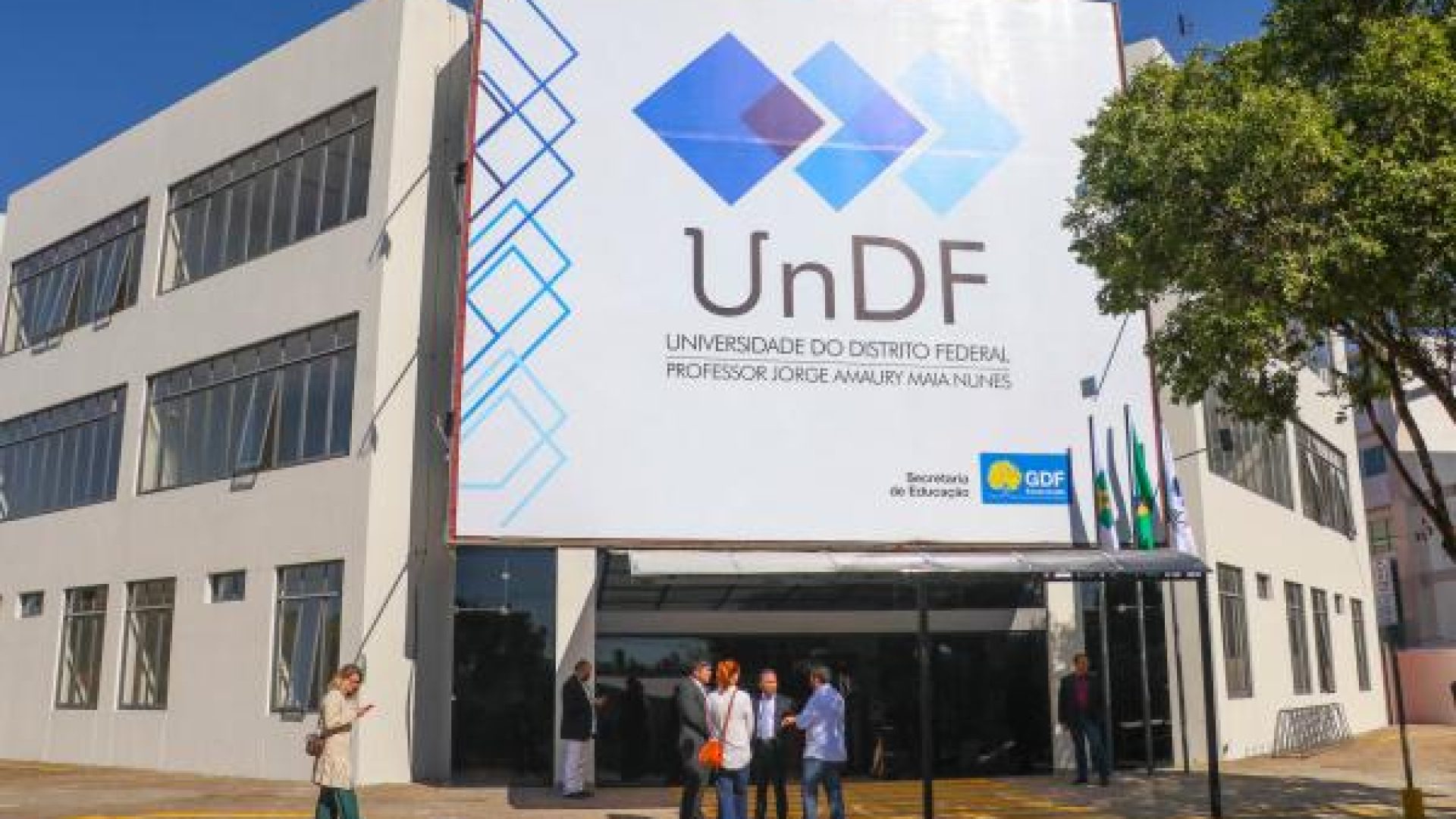 Reitor temporário da UnDF terá mandato de cinco anos 