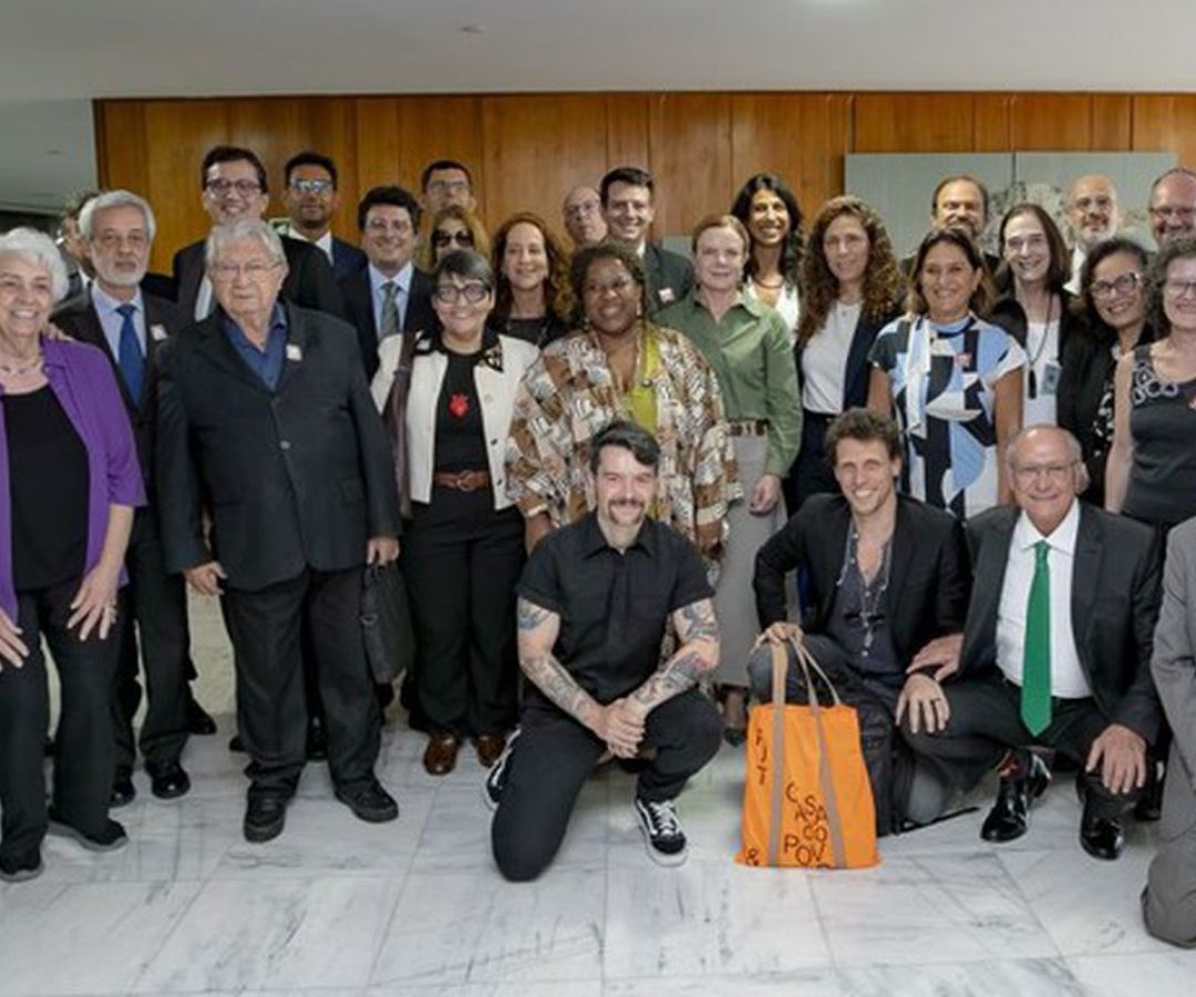 Governo debate combate ao antissemitismo com foco na educação