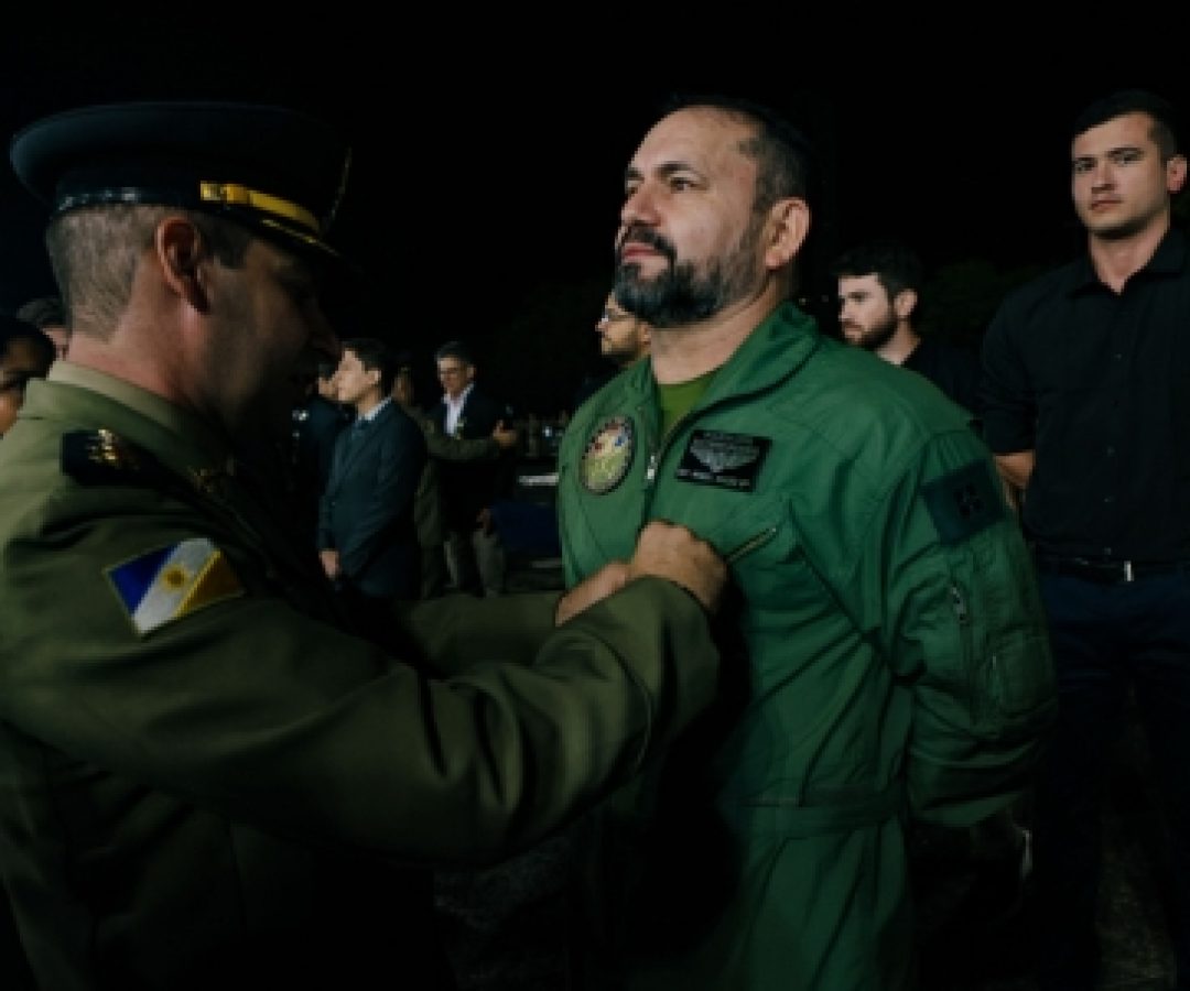 Operador aerotático da DOA foi homenageado no estado do Tocantins com a 1ª Medalha da Aviação Policial Militar