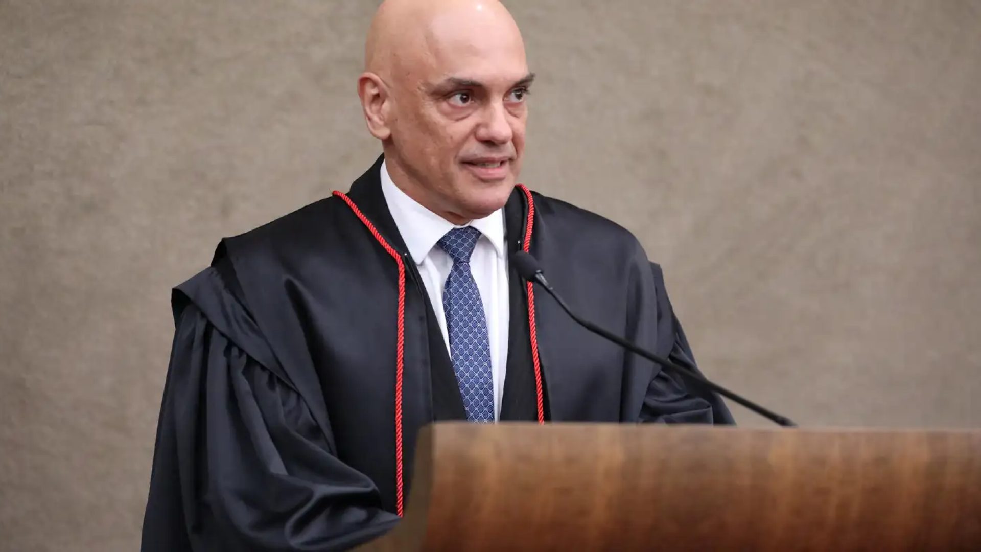 Moraes abre inquérito sobre vazamento de dados de ministros