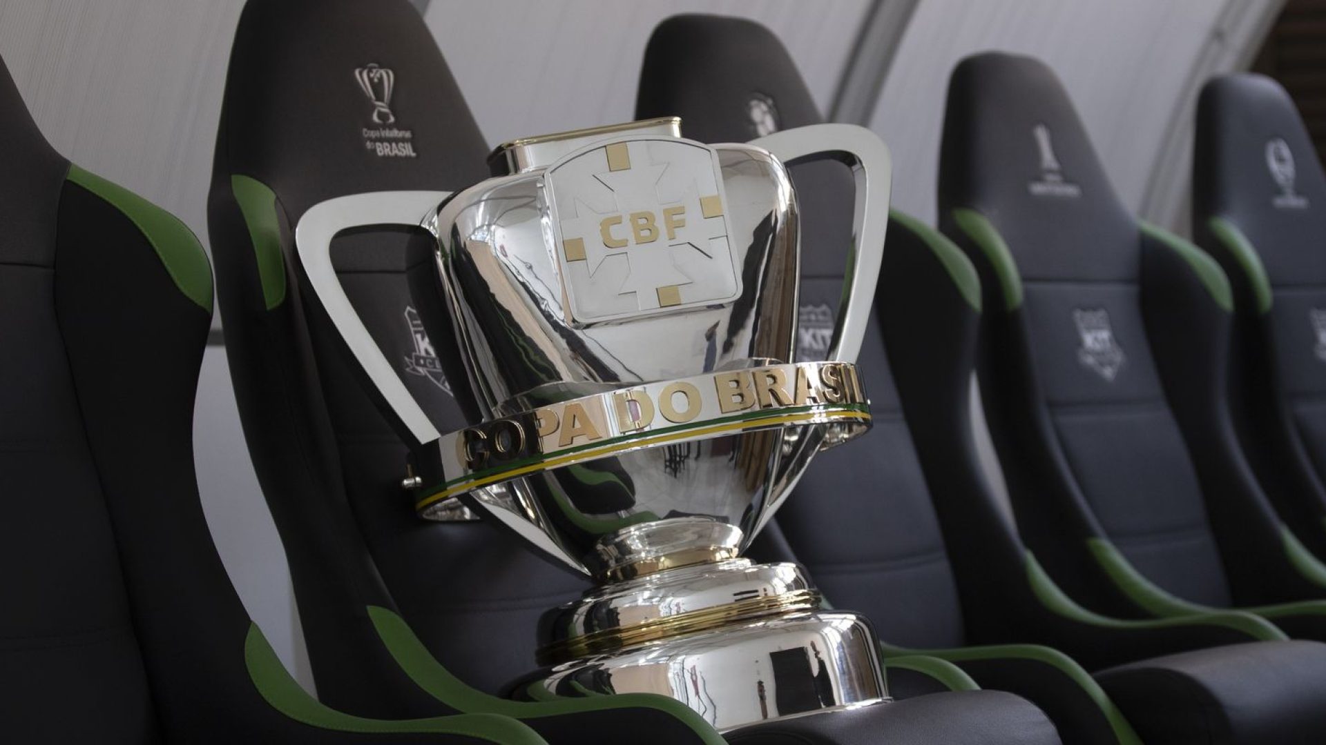 CBF sorteia mandos de campo das semifinais da Copa do Brasil
