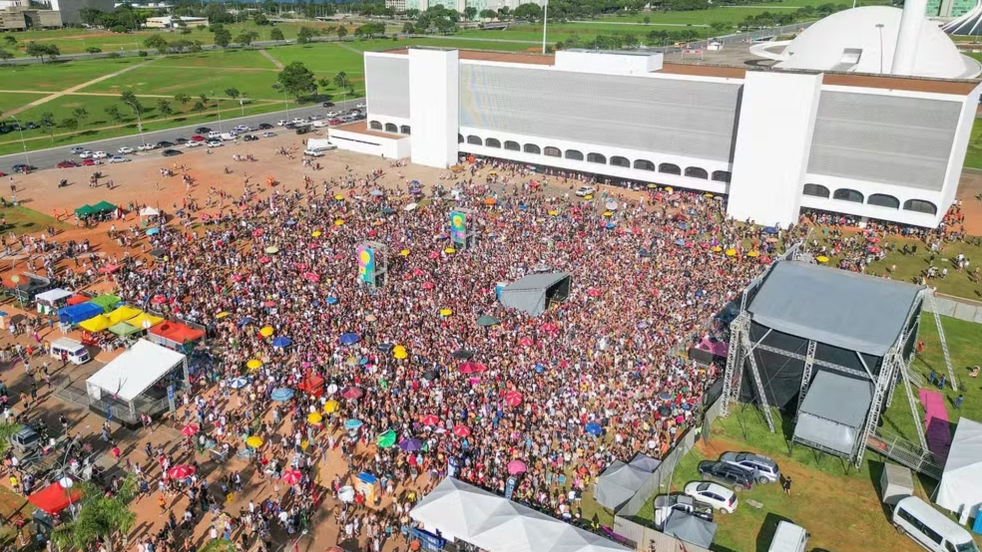 O que abre e o que fecha no serviço público do DF no Carnaval
