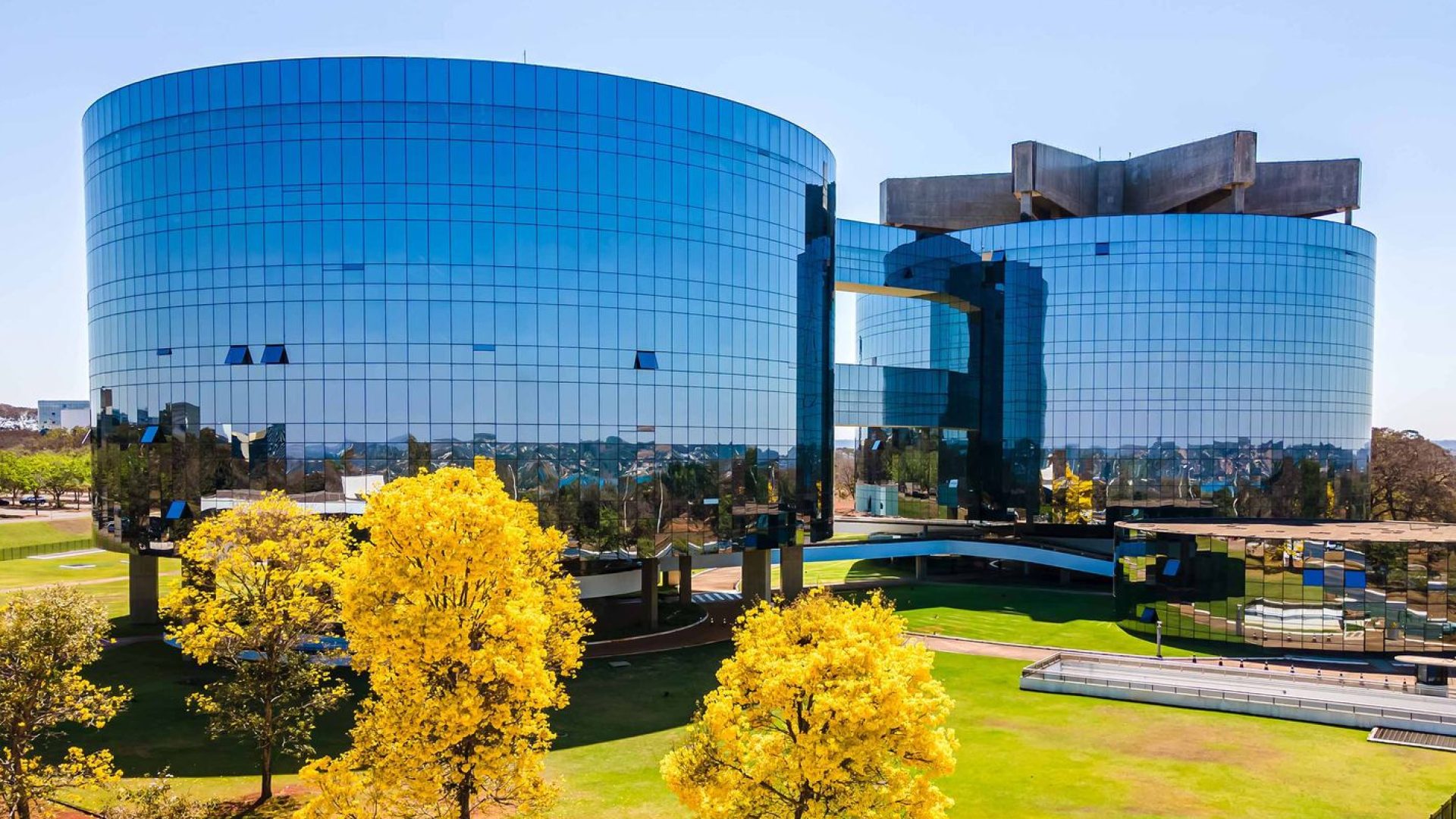 PGR pede retomada de inquérito sobre interferência de Bolsonaro na PF