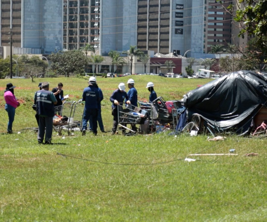 GDF coordena ação de acolhimento a população em situação de rua em Taguatinga