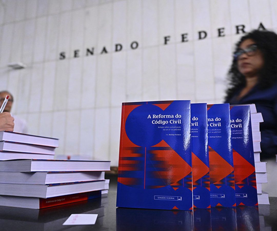 entenda o que está em debate e fuja das fake news — Senado Notícias
