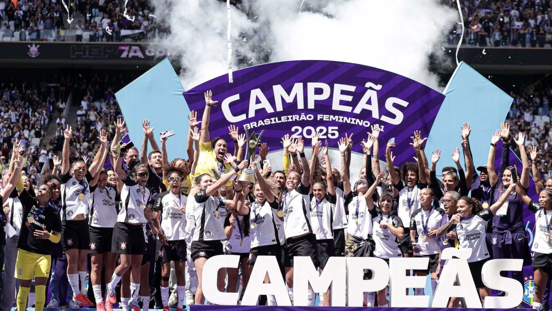 Retrospectiva: Corinthians segue imponente no futebol feminino em 2025