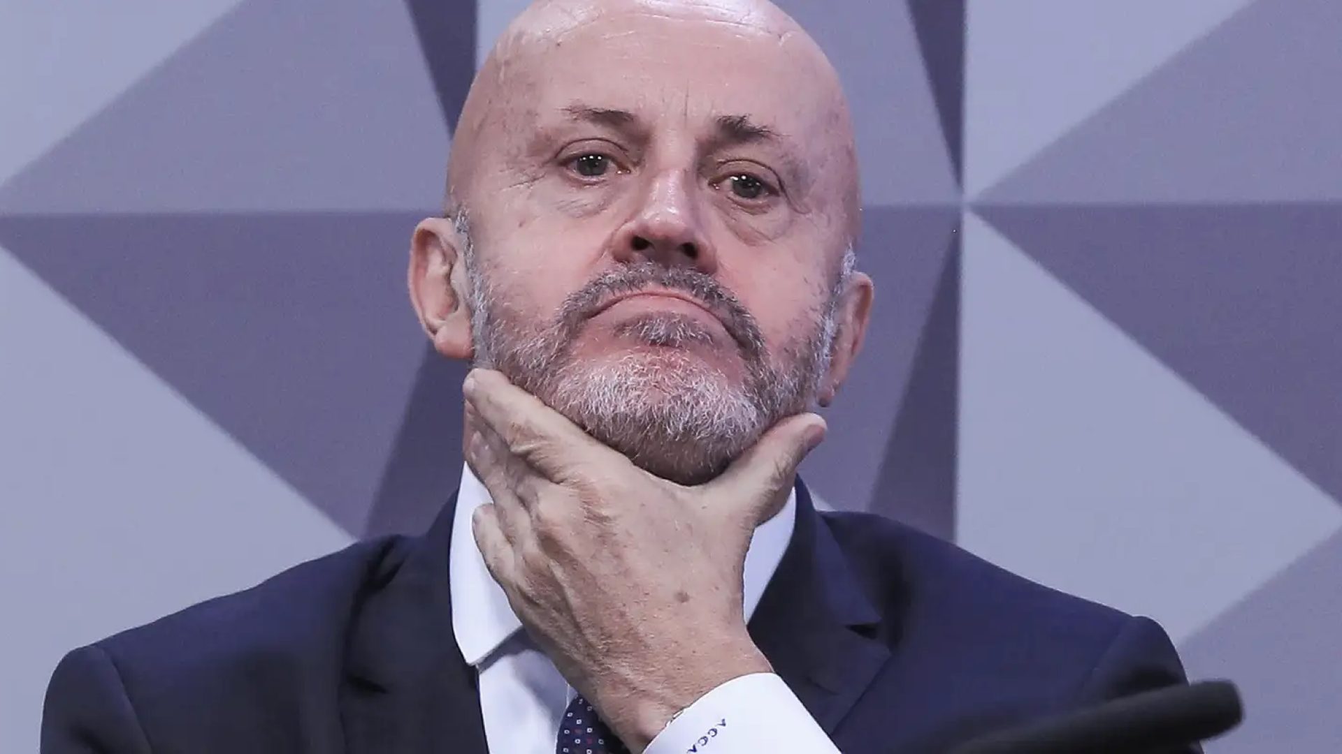 André Mendonça manda soltar filho do "Careca do INSS"