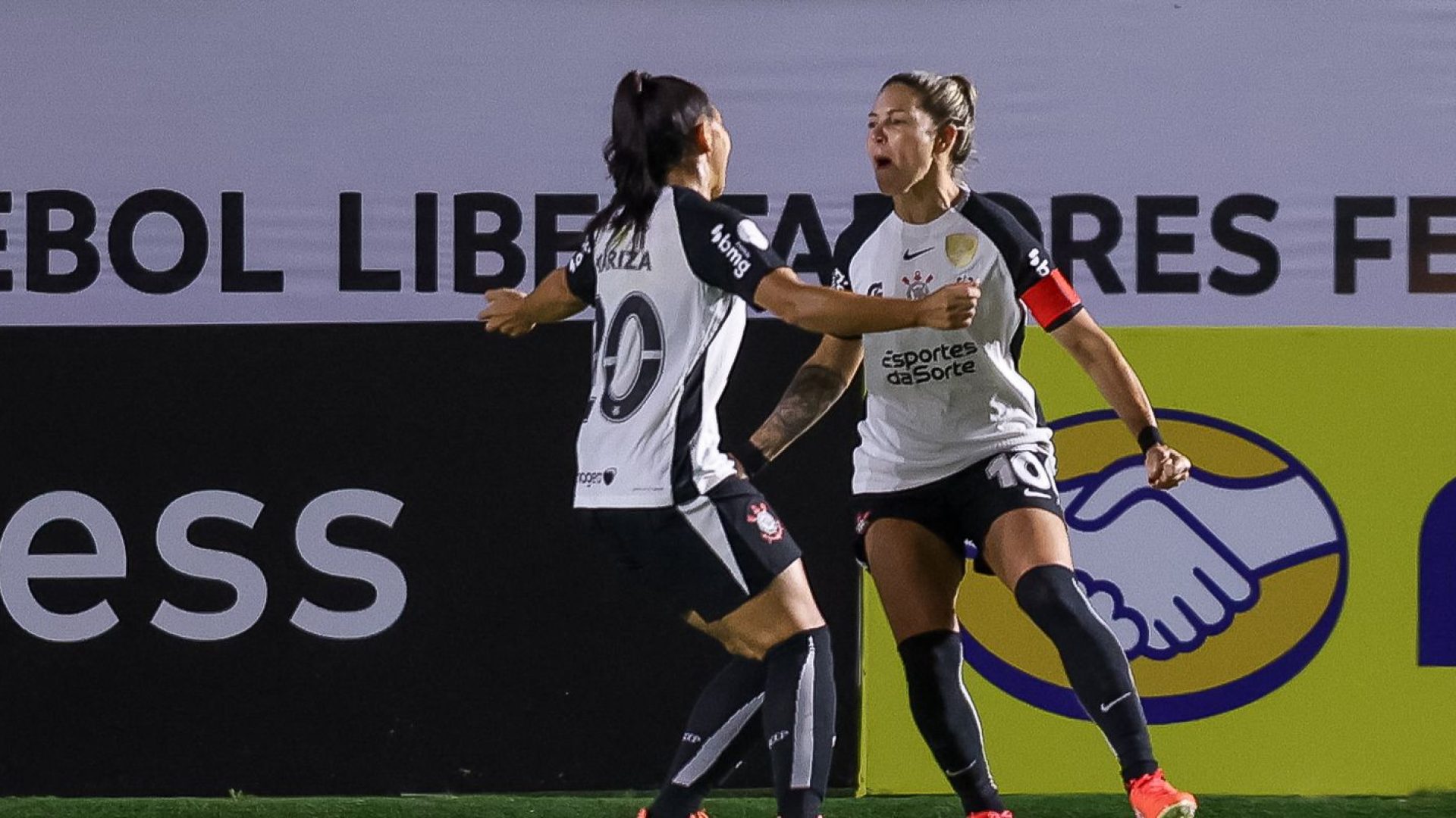 Libertadores Feminina: Corinthians vence Santa Fe e se classifica