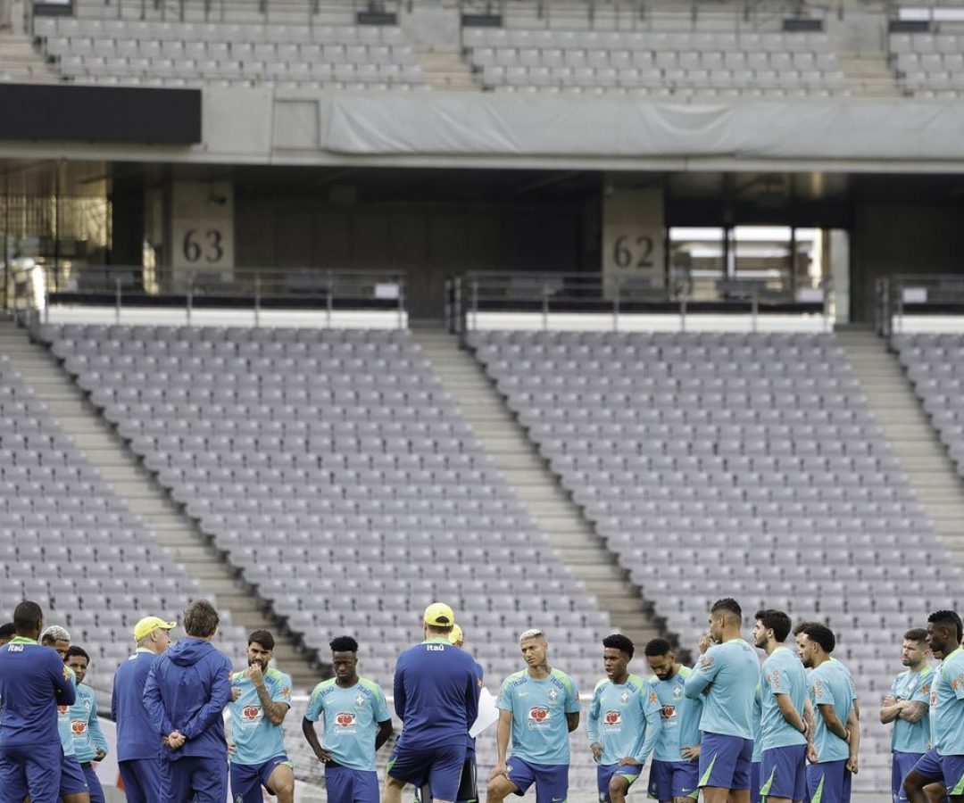 Ancelotti diz que seleção brasileira ainda está aberta a experiências