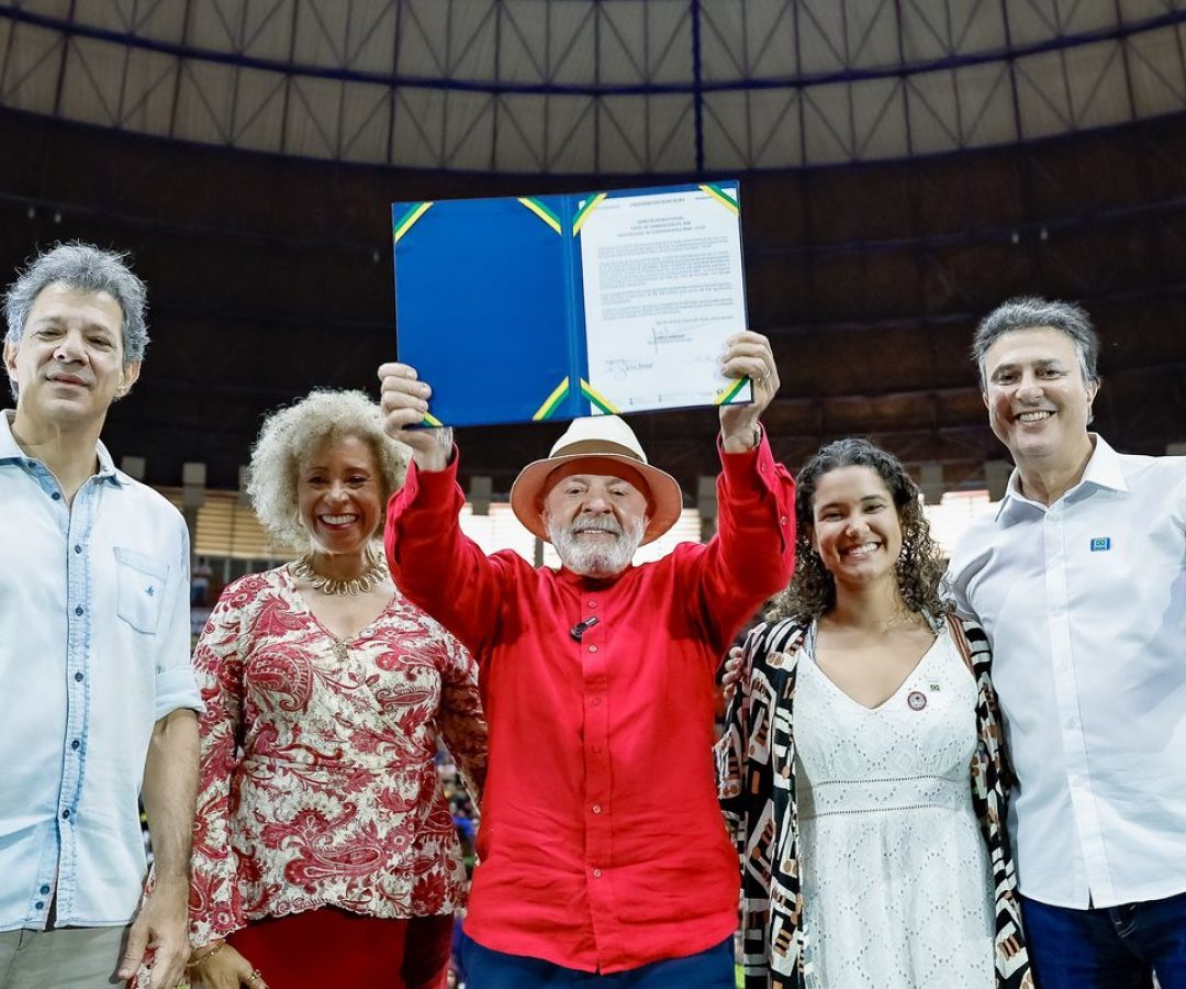 Governo anuncia edital para investir R$ 108 mi em cursinhos populares