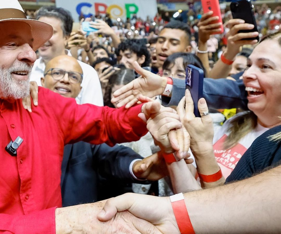 Lula defende América Latina independente contra “fala grossa” externa