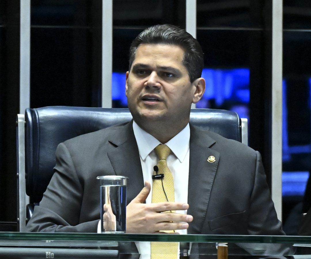 Presidente do Senado Federal, senador Davi Alcolumbre (União-AP) conduz sessão.