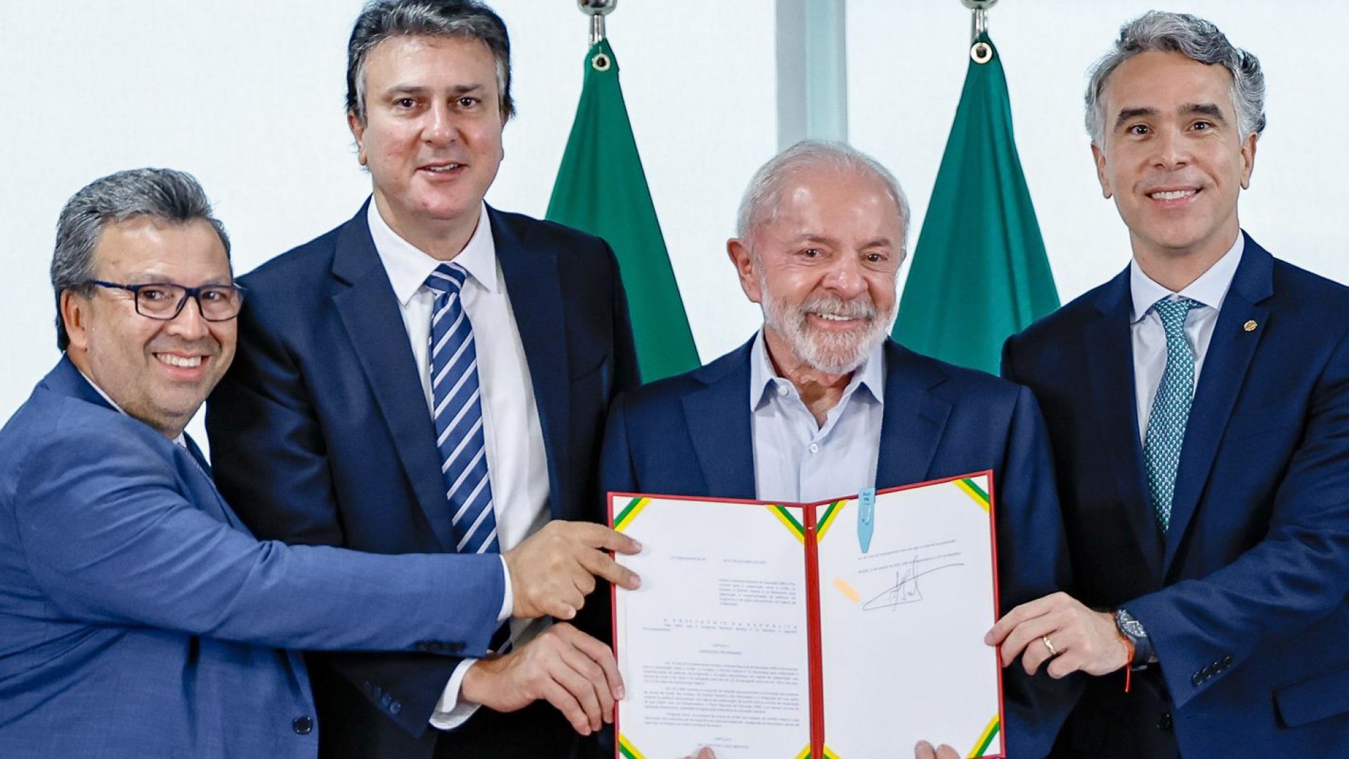 Lula sanciona lei que cria o Sistema Nacional de Educação