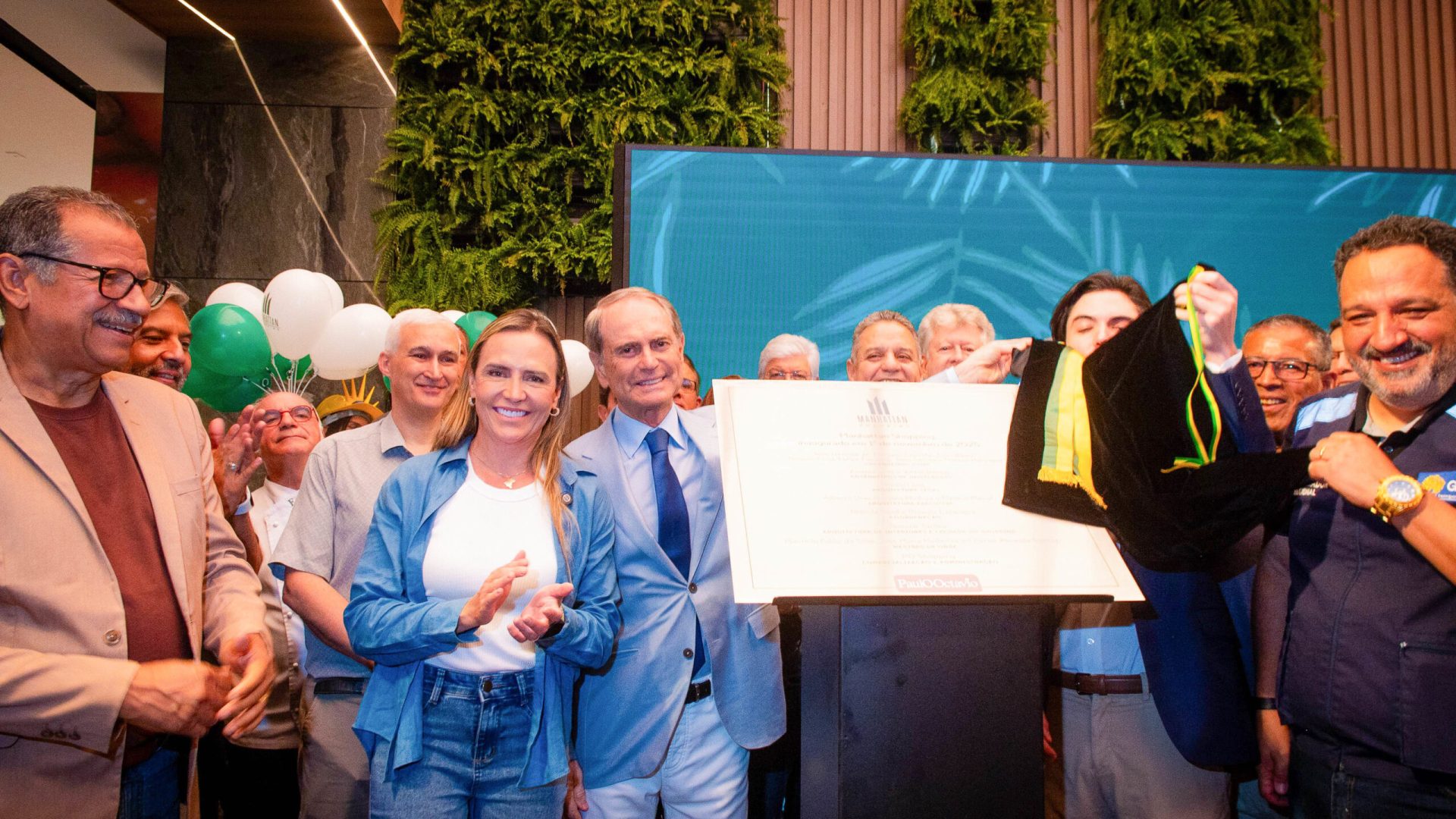 Celina Leão participa da inauguração do Manhattan Shopping e reforça apoio a empreendedores