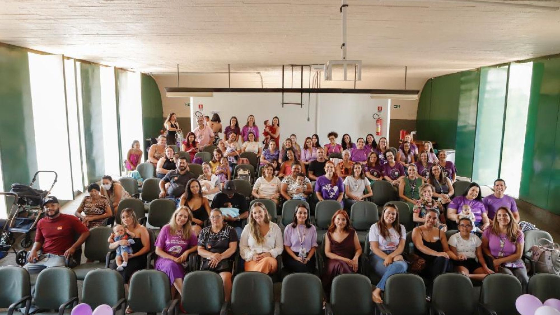 HRT reúne mães de bebês prematuros e mostra casos de superação