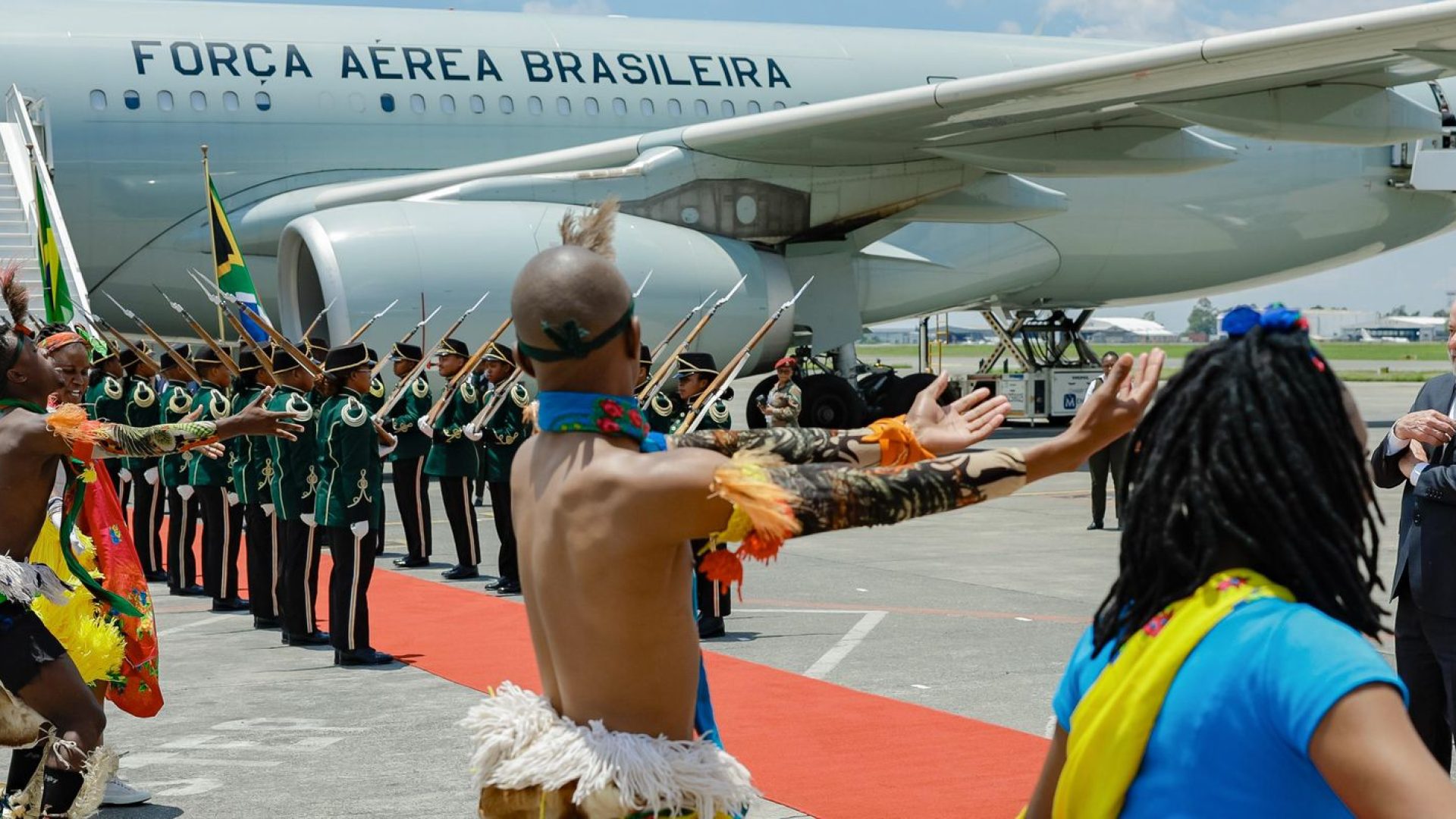 Lula desembarca na África do Sul para participar da Cúpula do G20