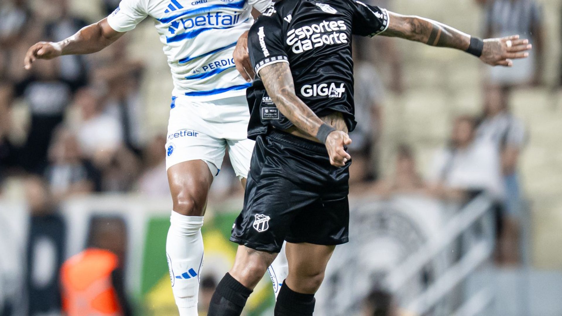 Cruzeiro empata com Ceará e sai da briga pelo título do Brasileirão