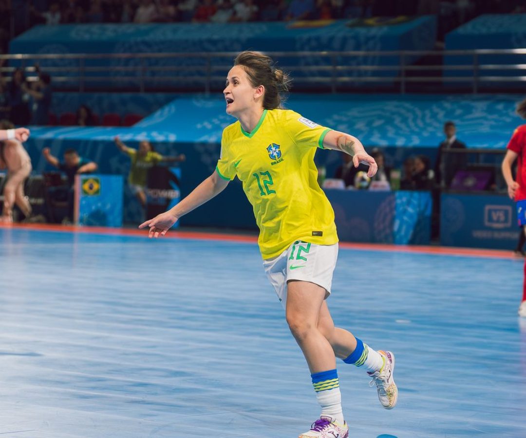 Copa do Mundo de futsal: Brasil supera Espanha e se garante na final
