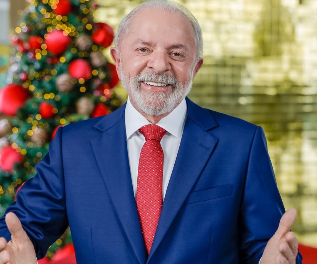 Lula faz balanço de ações e desafios: "povo brasileiro é vencedor"