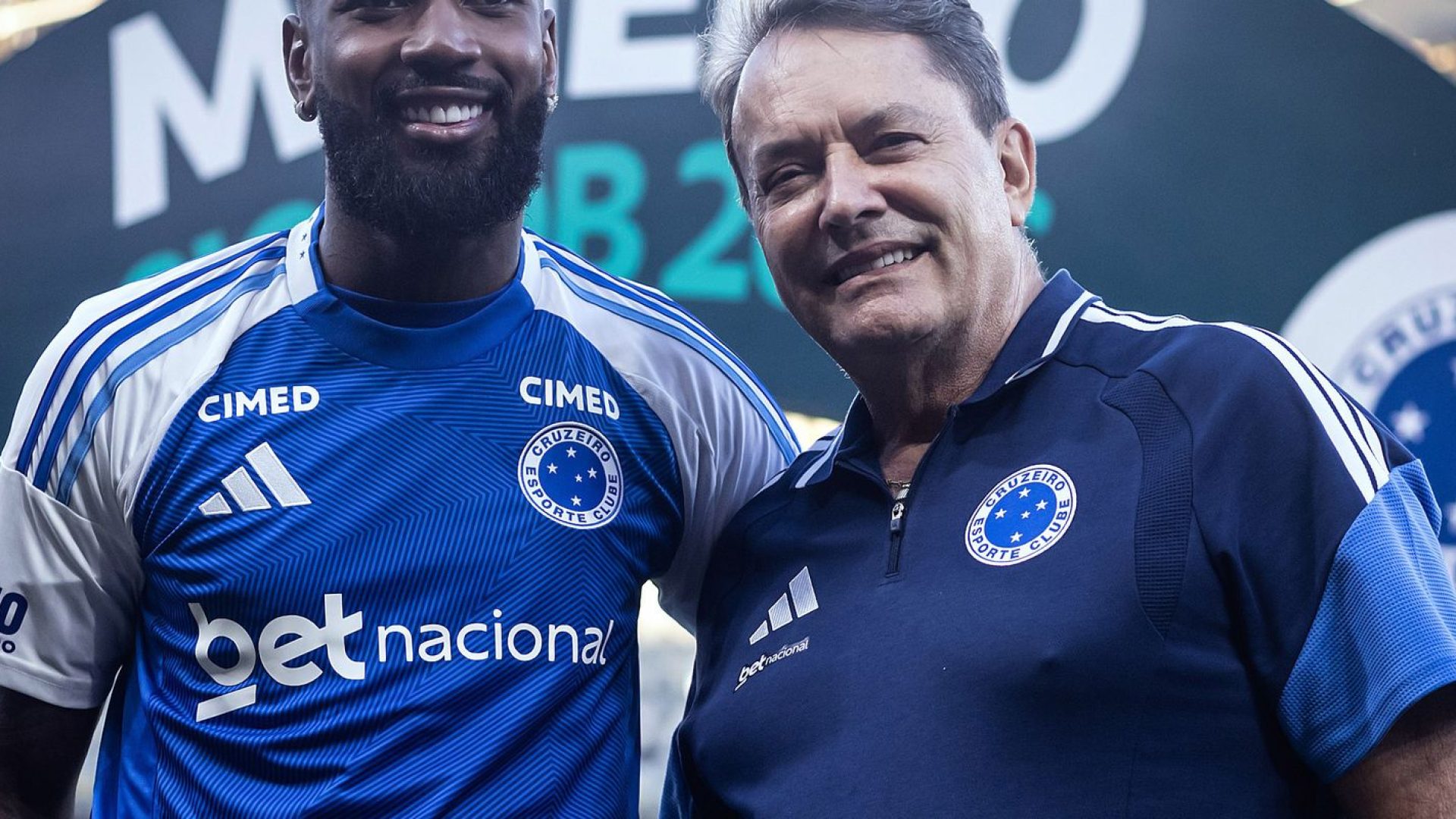 Estaduais: Cruzeiro apresenta Gerson com derrota; Palmeiras bate Lusa