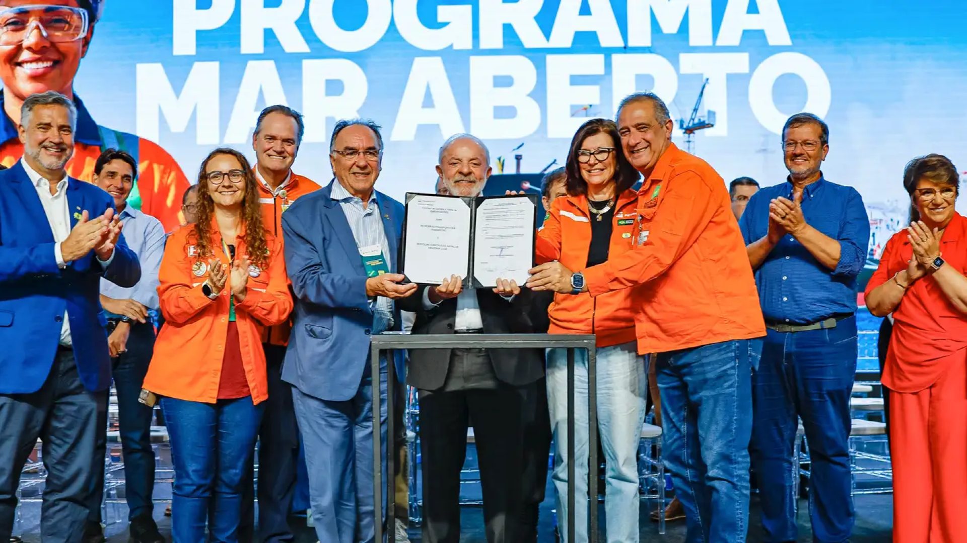 Petrobras assina contrato bilionário para fabricar navios no RS