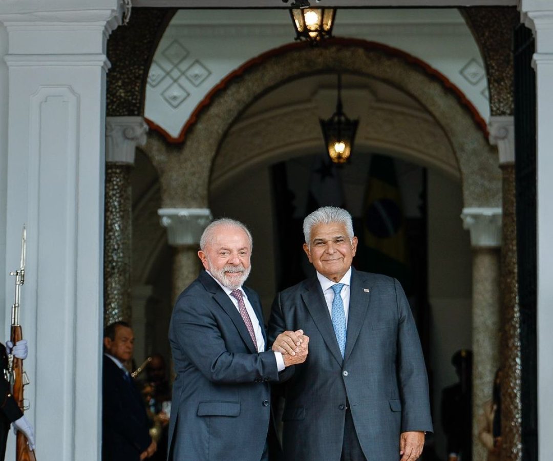 Após investida de Trump, Lula defende neutralidade do Canal do Panamá