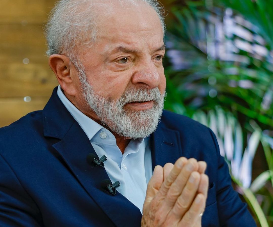 Lula pede mobilização contra "indústria de contar mentiras"