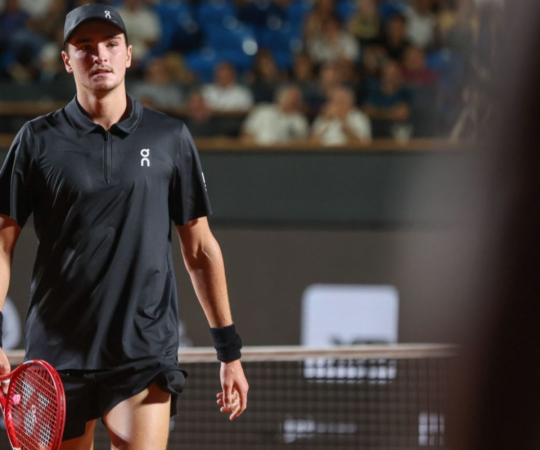 Rio Open: João Fonseca mira final nas duplas após queda em simples