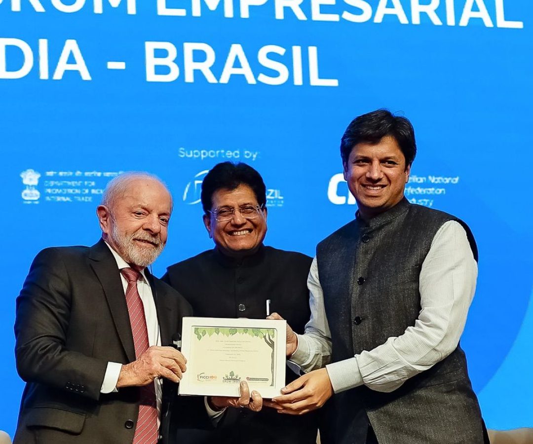 Embraer firma acordo para instalar linha de montagem na Índia