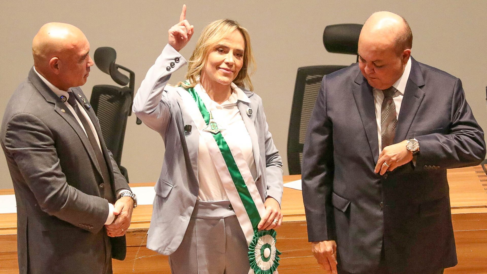 Celina Leão é empossada governadora do Distrito Federal