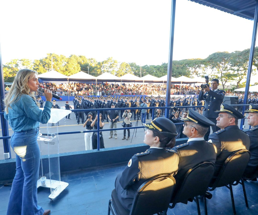 239 policiais militares se formam em curso de aperfeiçoamento da PMDF