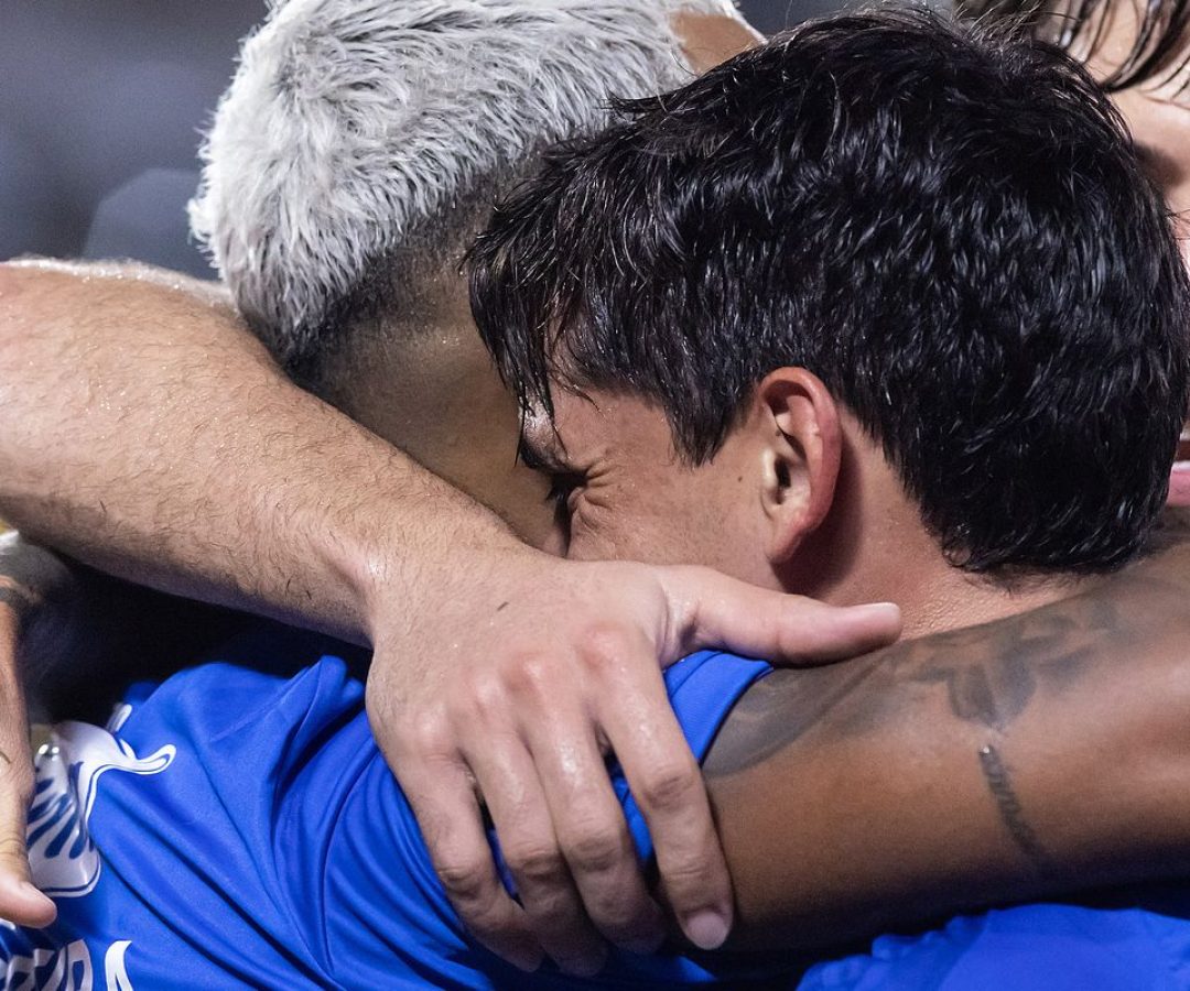 Matheus Pereira decide e Cruzeiro estreia da Libertadores com vitória