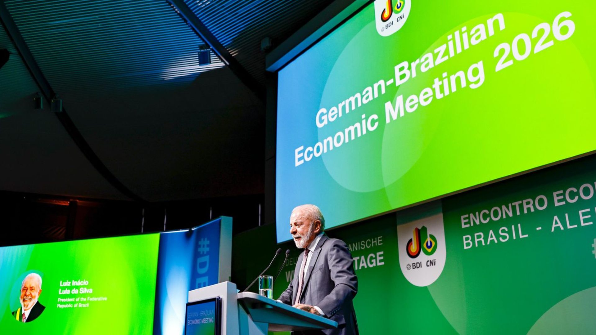 Lula fala em reciprocidade após expulsão de delegado dos EUA