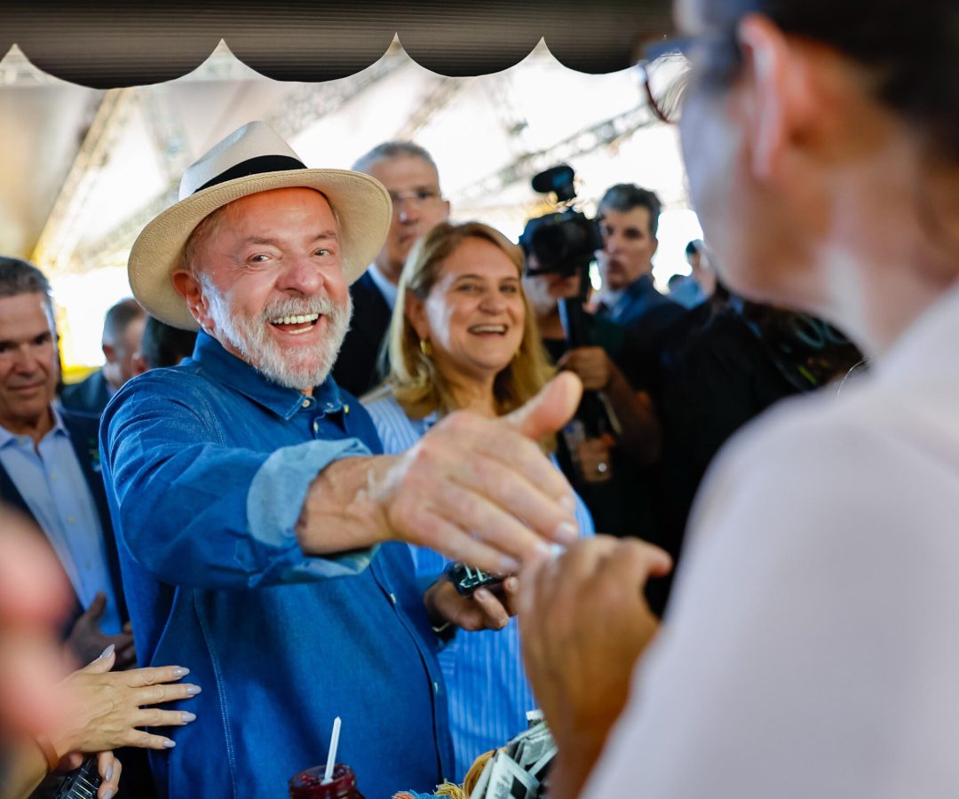 Lula exalta Embrapa e defende qualidade na agropecuária em feira no DF